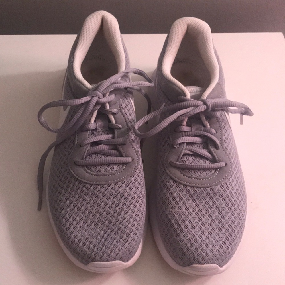 Nike Shoes - Picture 2 of 6